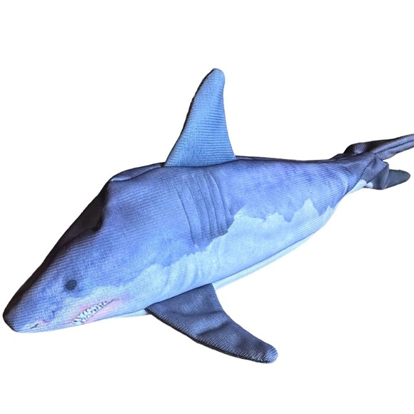 🍁 BUNDLE ONLY - 5/$15  Cloth Shark Pencil Pouch, NWOT - Picture 1 of 4